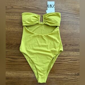 Zara CUT OUT GREEN ONE PIECE SWIMSUIT